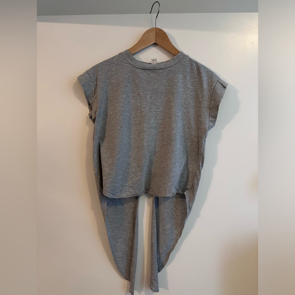 Cotton t-shirt. Size S